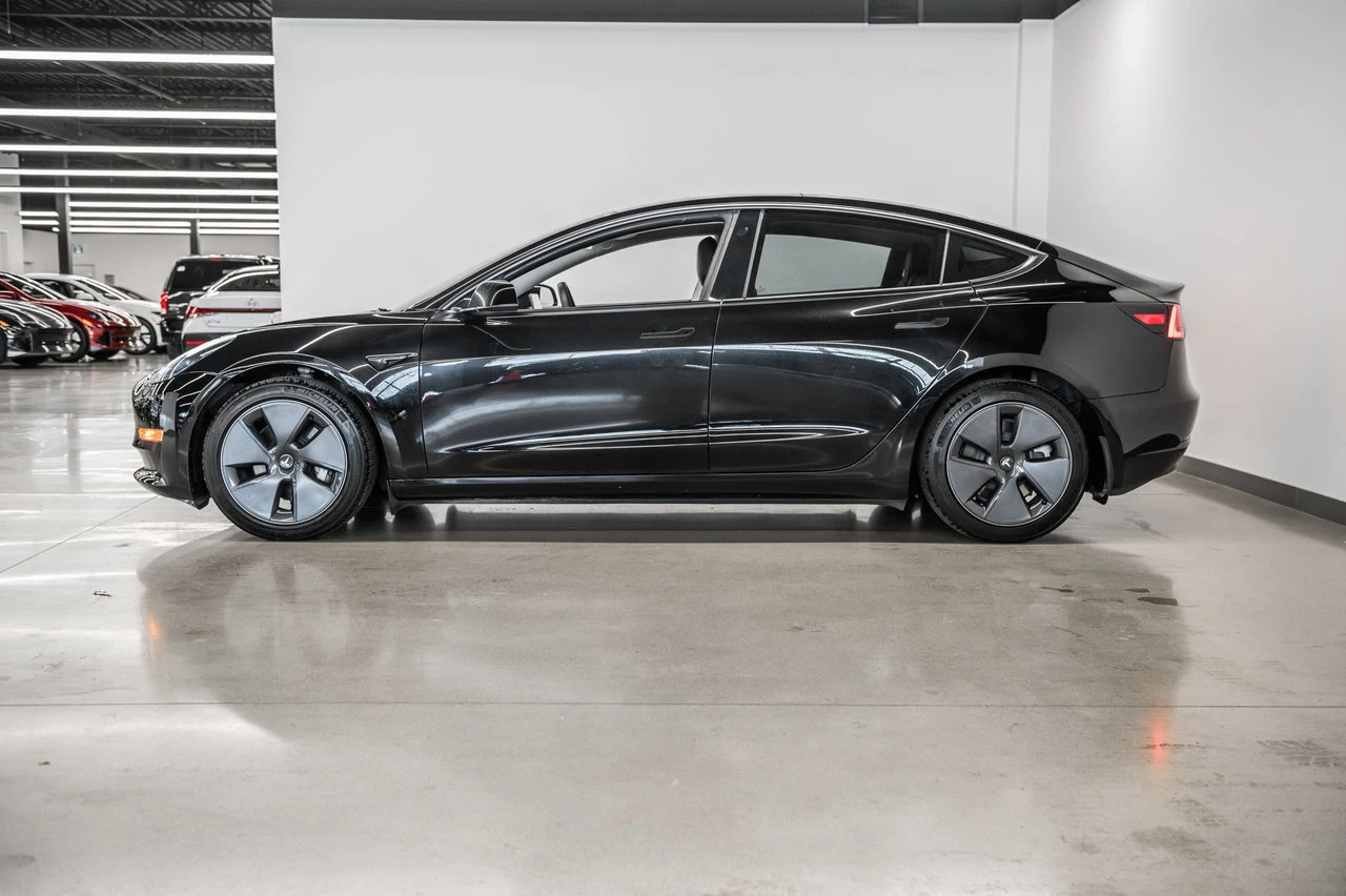 2022 Tesla Model 3 Standard Image principale