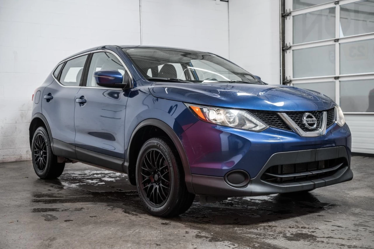 2018 Nissan Qashqai S SIEGES.CHAUFF+CARPLAY+CAM.RECUL+BLUETOOTH Main Image