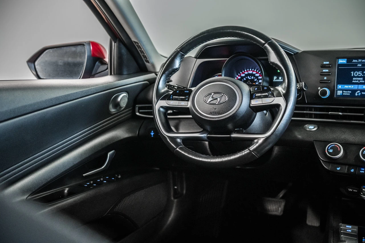 2021 Hyundai Elantra Preferred Image principale