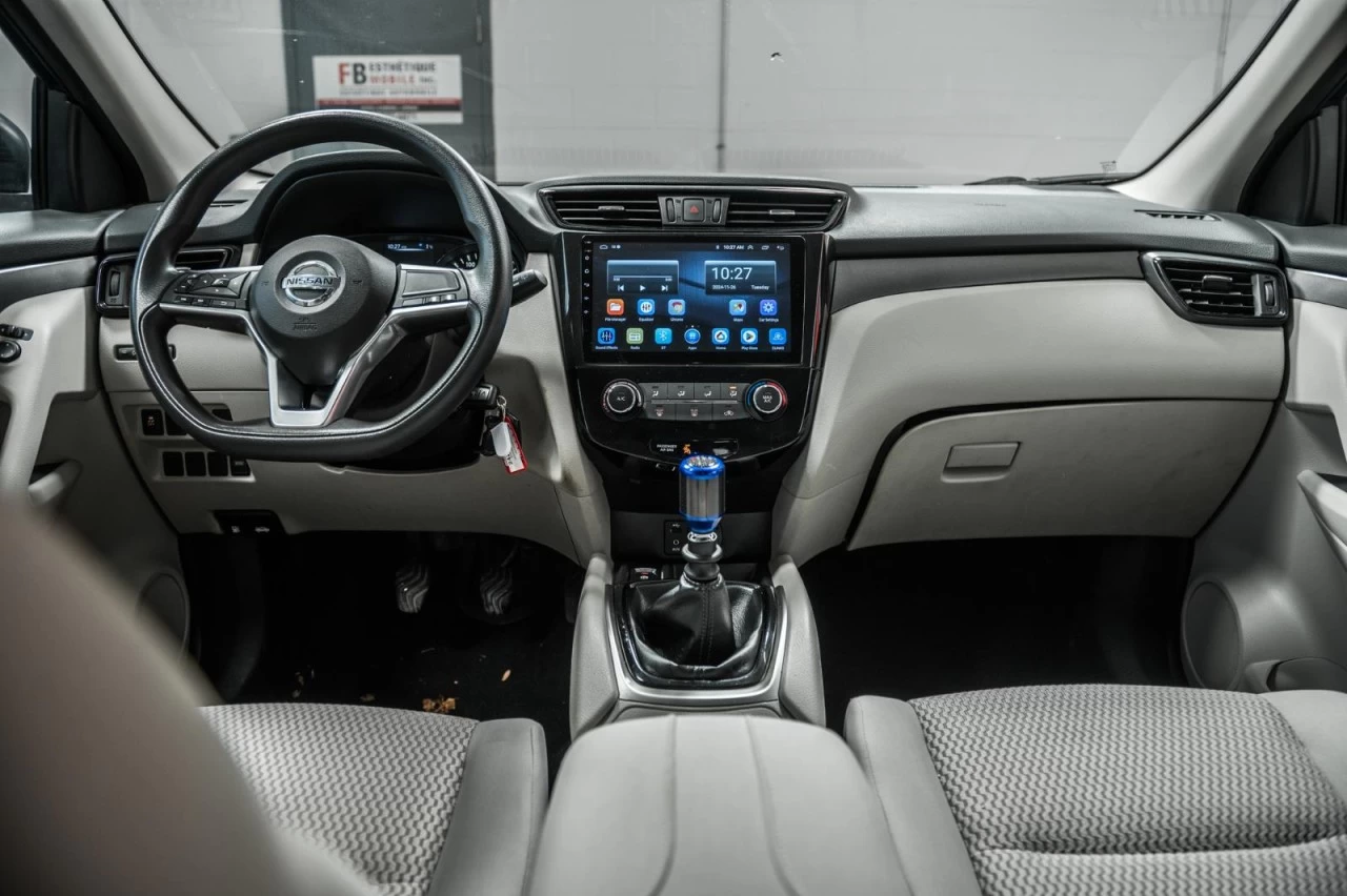 2018 Nissan Qashqai S SIEGES.CHAUFF+CARPLAY+CAM.RECUL+BLUETOOTH Main Image