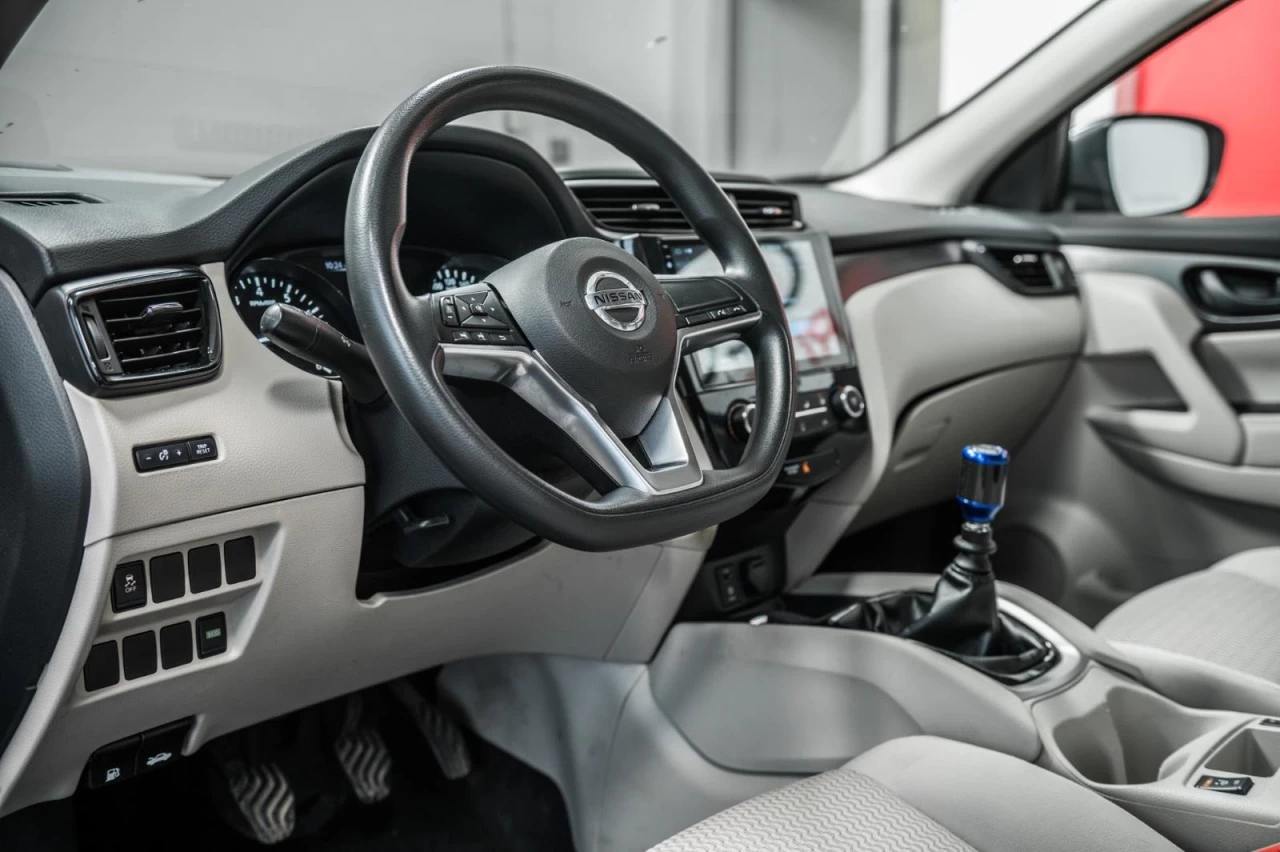 2018 Nissan Qashqai S SIEGES.CHAUFF+CARPLAY+CAM.RECUL+BLUETOOTH Main Image