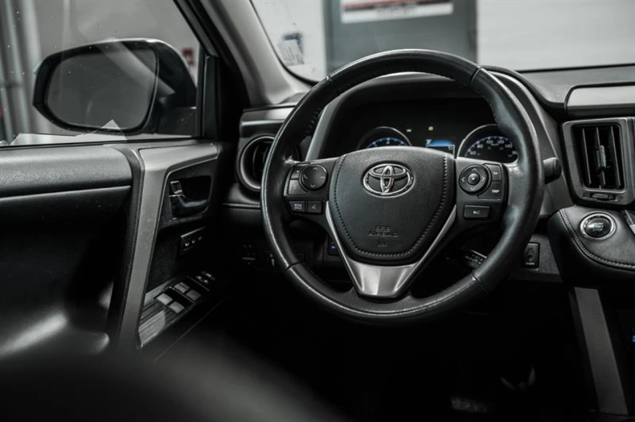 2018 Toyota RAV4 Limited AWD+NAVI+CUIR+TOIT.OUVRANT+SIEGES.CHAUFF Main Image