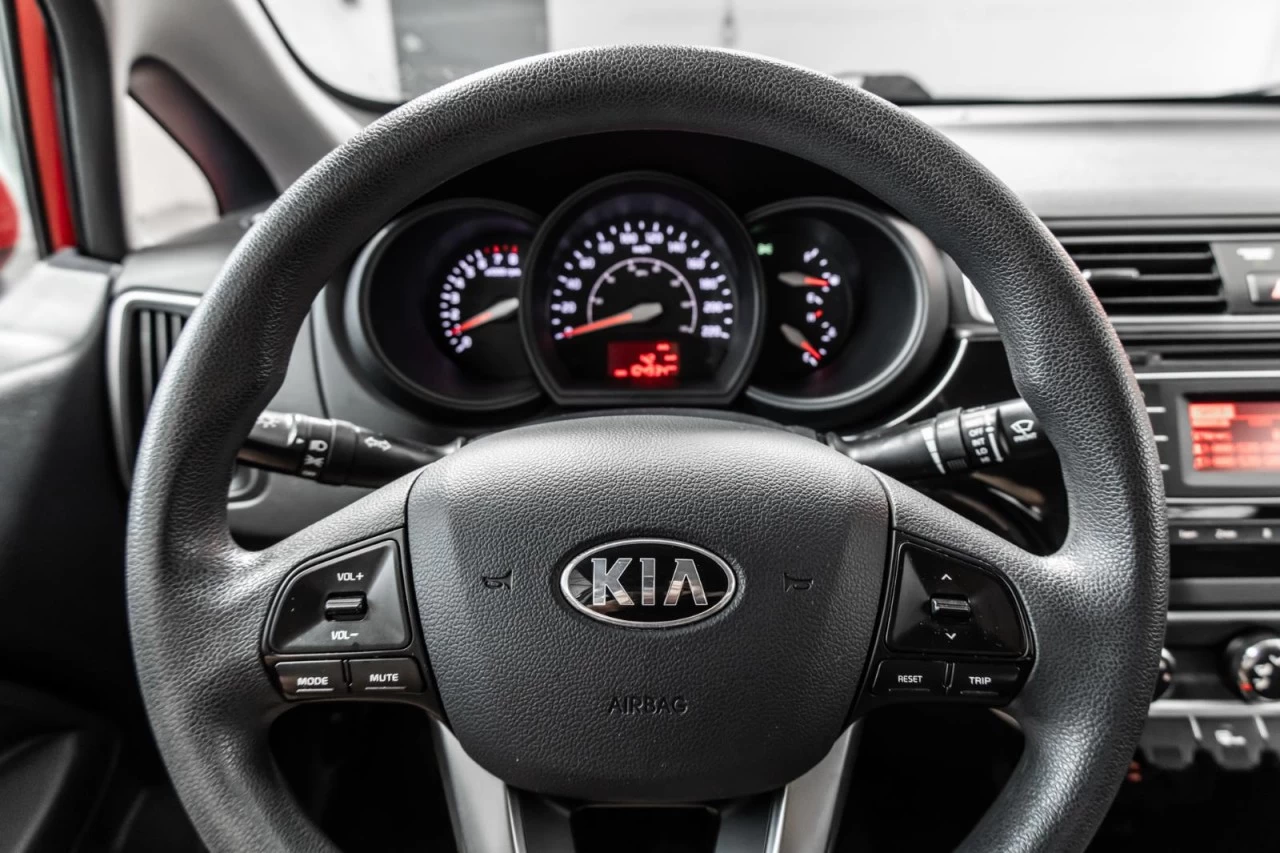 2017 Kia Rio LX REG.VITESSE+VITRES.ELECTRIQUES+GR.ELECTRIQUE Image principale