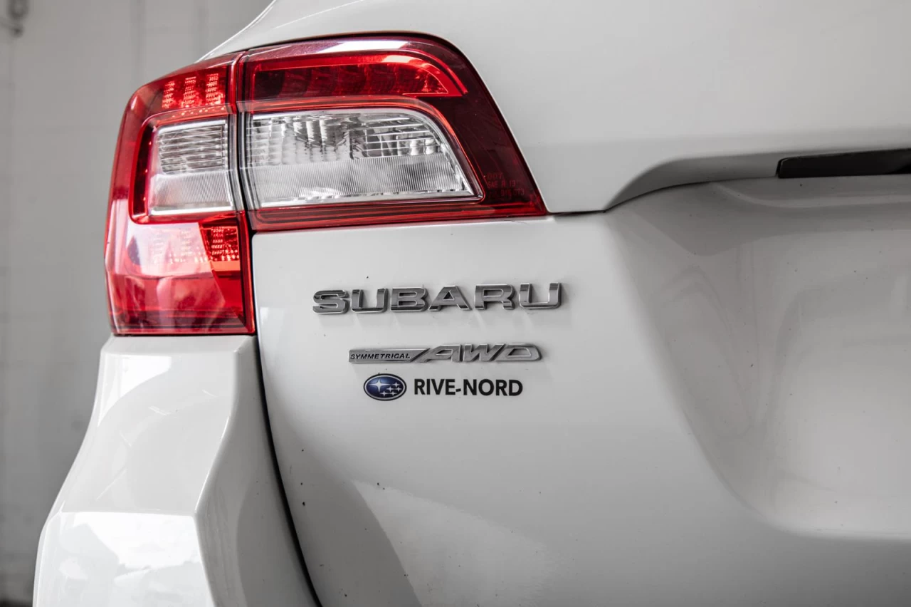 2015 Subaru Outback Automatique -4x4 Image principale