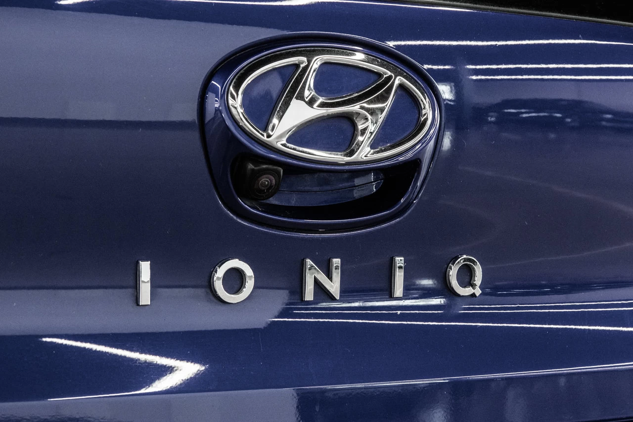 2020 Hyundai IONIQ electric Preferred Main Image