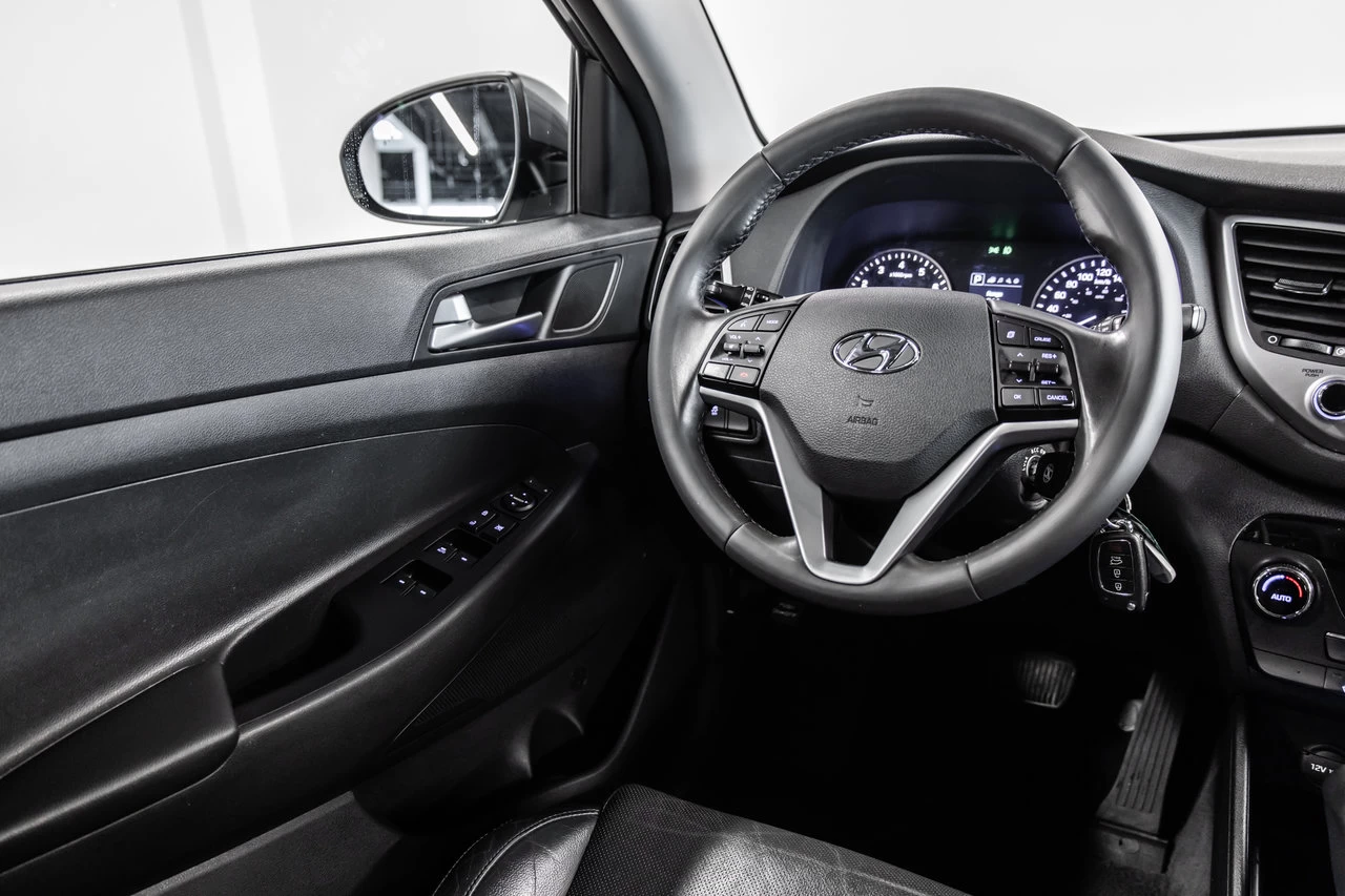 2017 Hyundai Tucson Se Awd Main Image