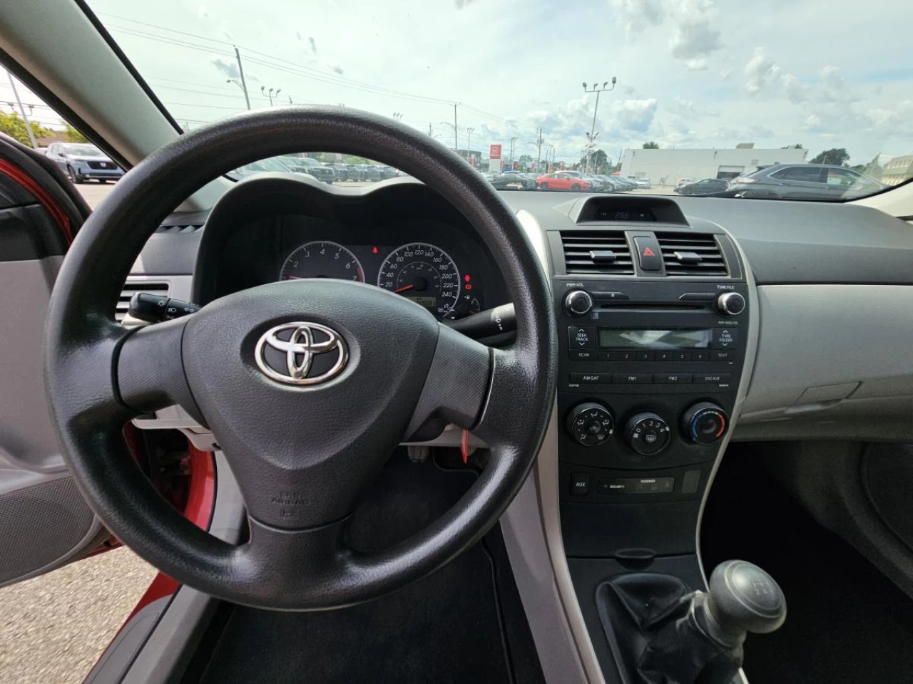 2012 Toyota Corolla 4dr Sdn Man CE Main Image