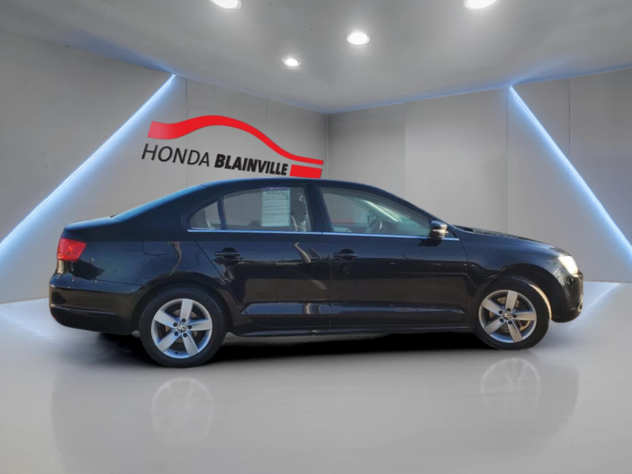 2014 Volkswagen Jetta Diesel - Comfortline - Toit - Bas Kilo Image principale