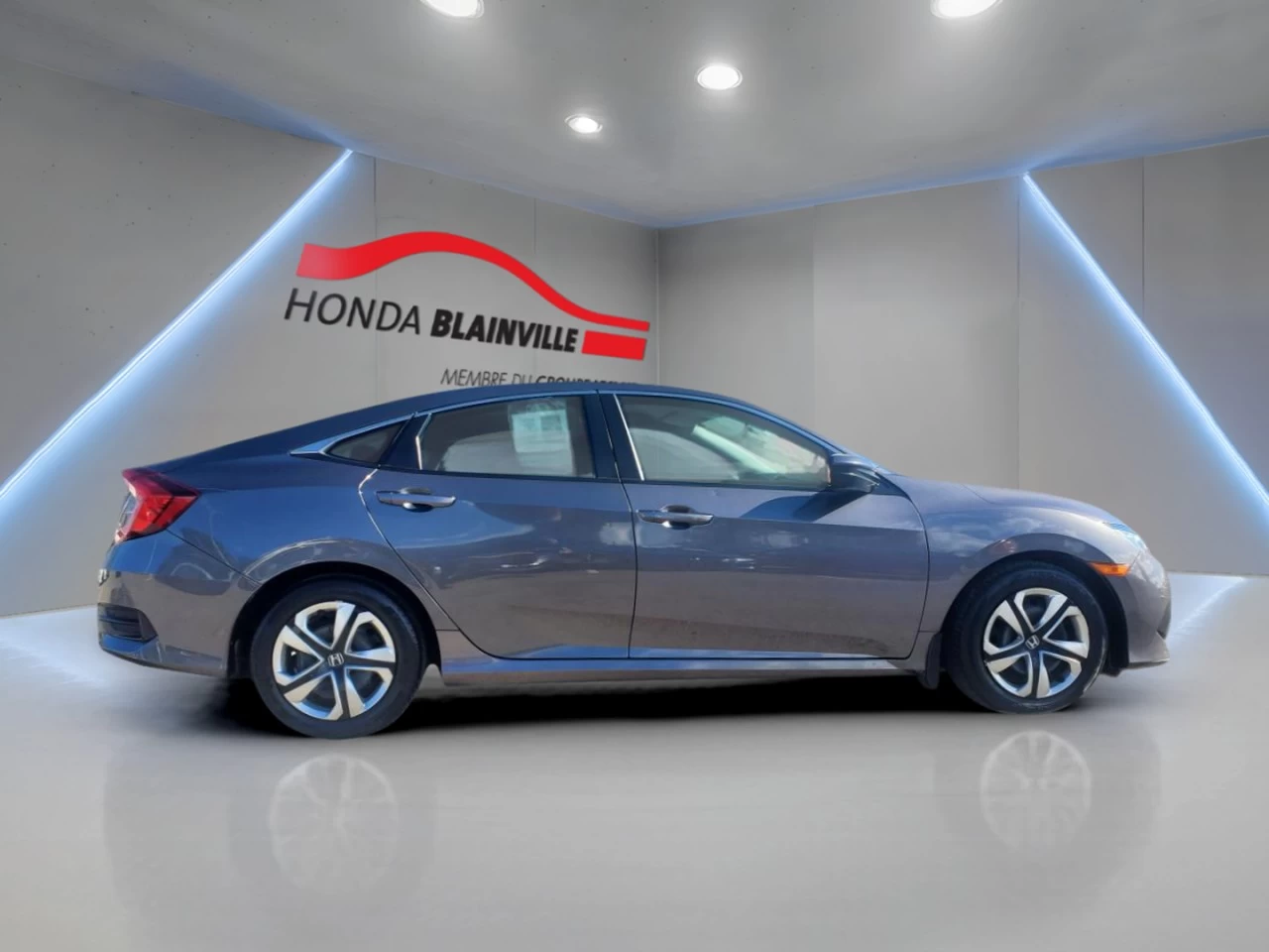 2018 Honda Civic LX CVT Sedan Main Image