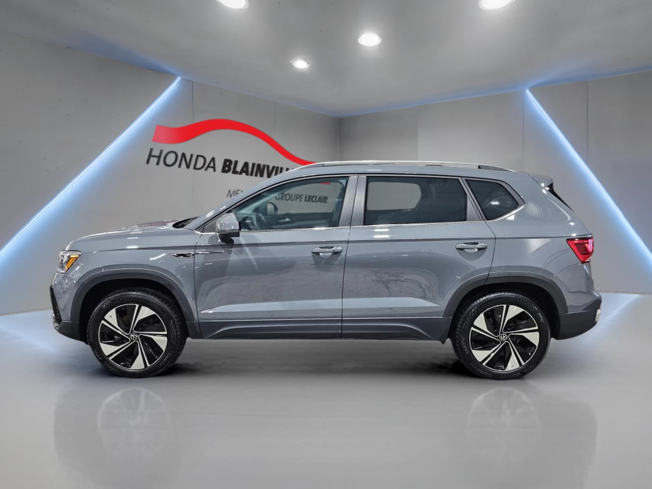 2024 Volkswagen Taos Comfortline 4MOTION Image principale