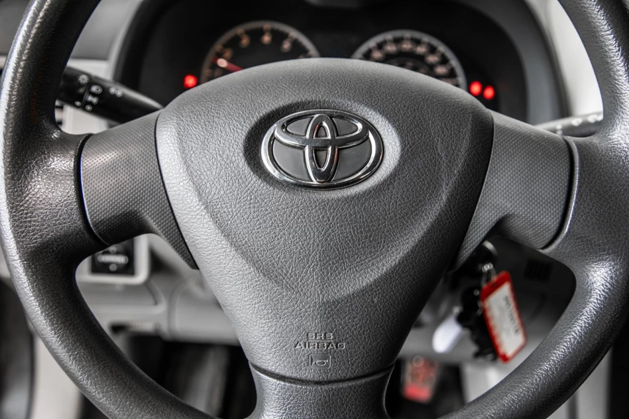 2010 Toyota Corolla Automatique Base PAS D'AIR CLIM Image principale