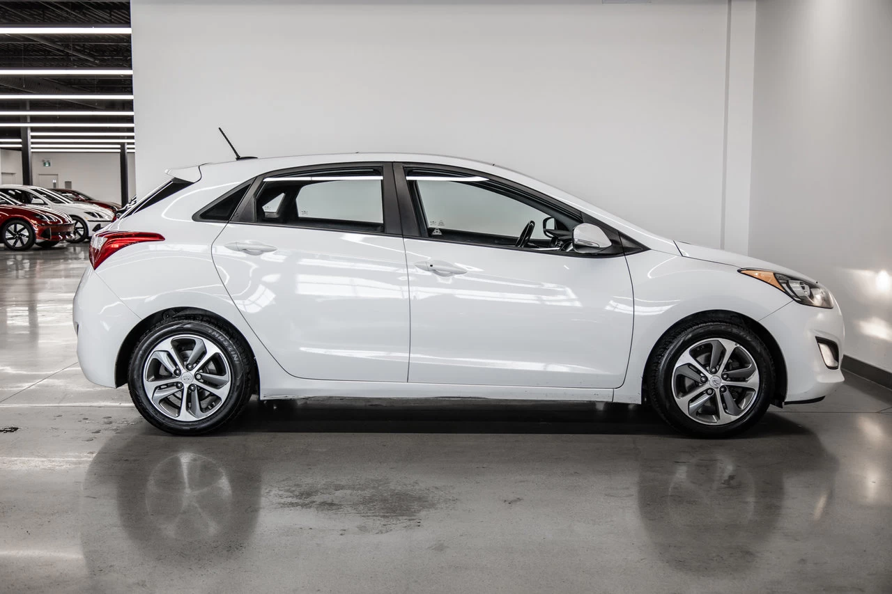 2016 Hyundai Elantra GT Gls Mags+toit.pano+s Main Image