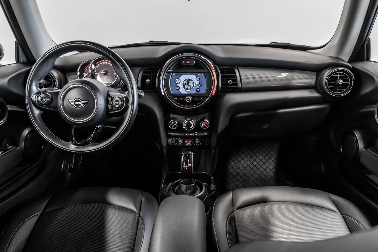 2020 Mini 3 door Cooper Image principale