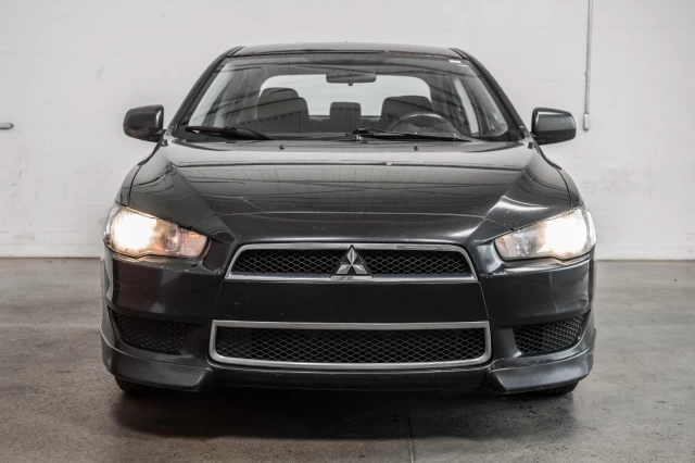 Mitsubishi Lancer Automatique - Bonne condition 2013