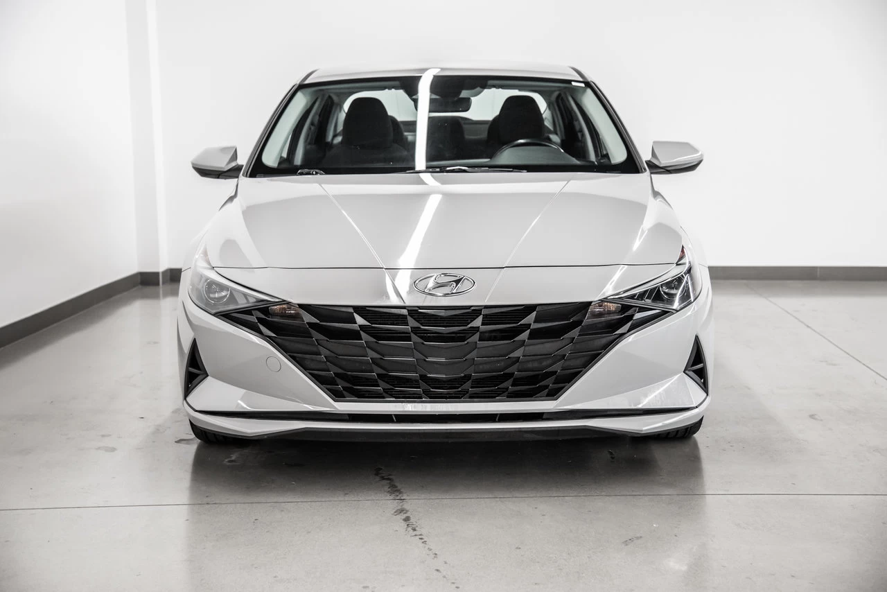 2021 Hyundai Elantra Preferred Image principale