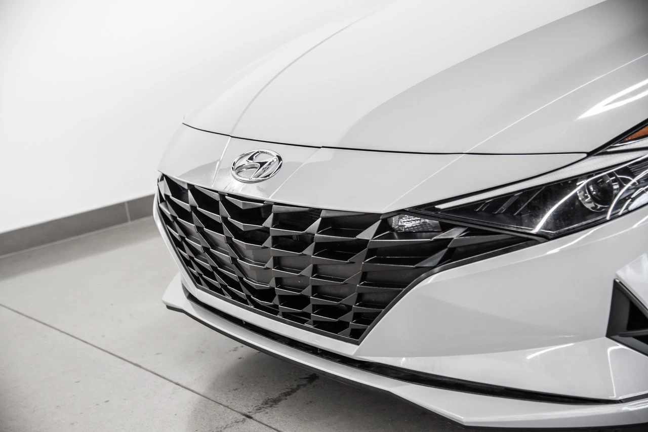 2021 Hyundai Elantra Preferred Image principale