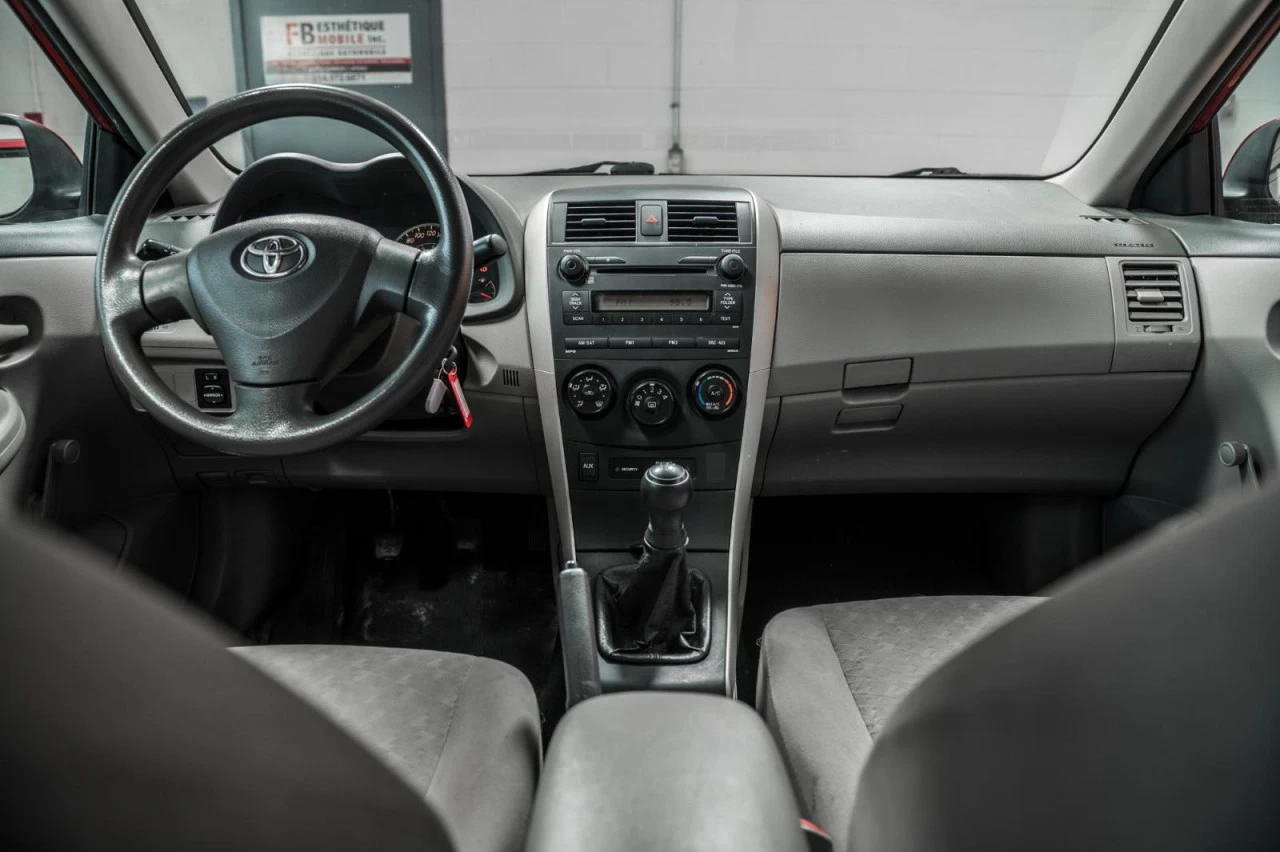 2009 Toyota Corolla Manuelle CE avec Air ClimatisÉ Image principale