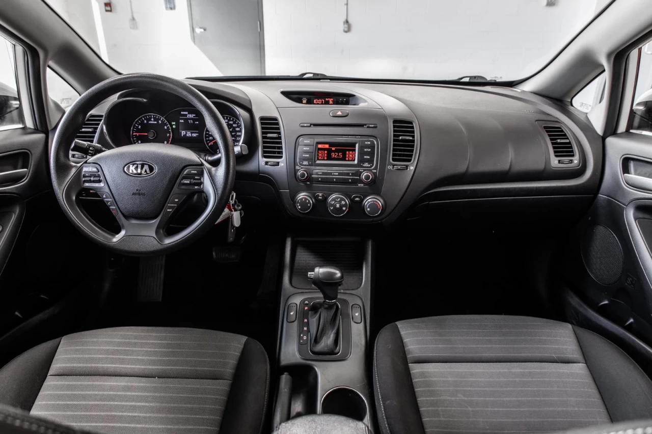 2015 Kia Forte LX+ MAGS+TOIT.OUVRANT+SIEGES.CHAUFF+BLUETOOTh Main Image