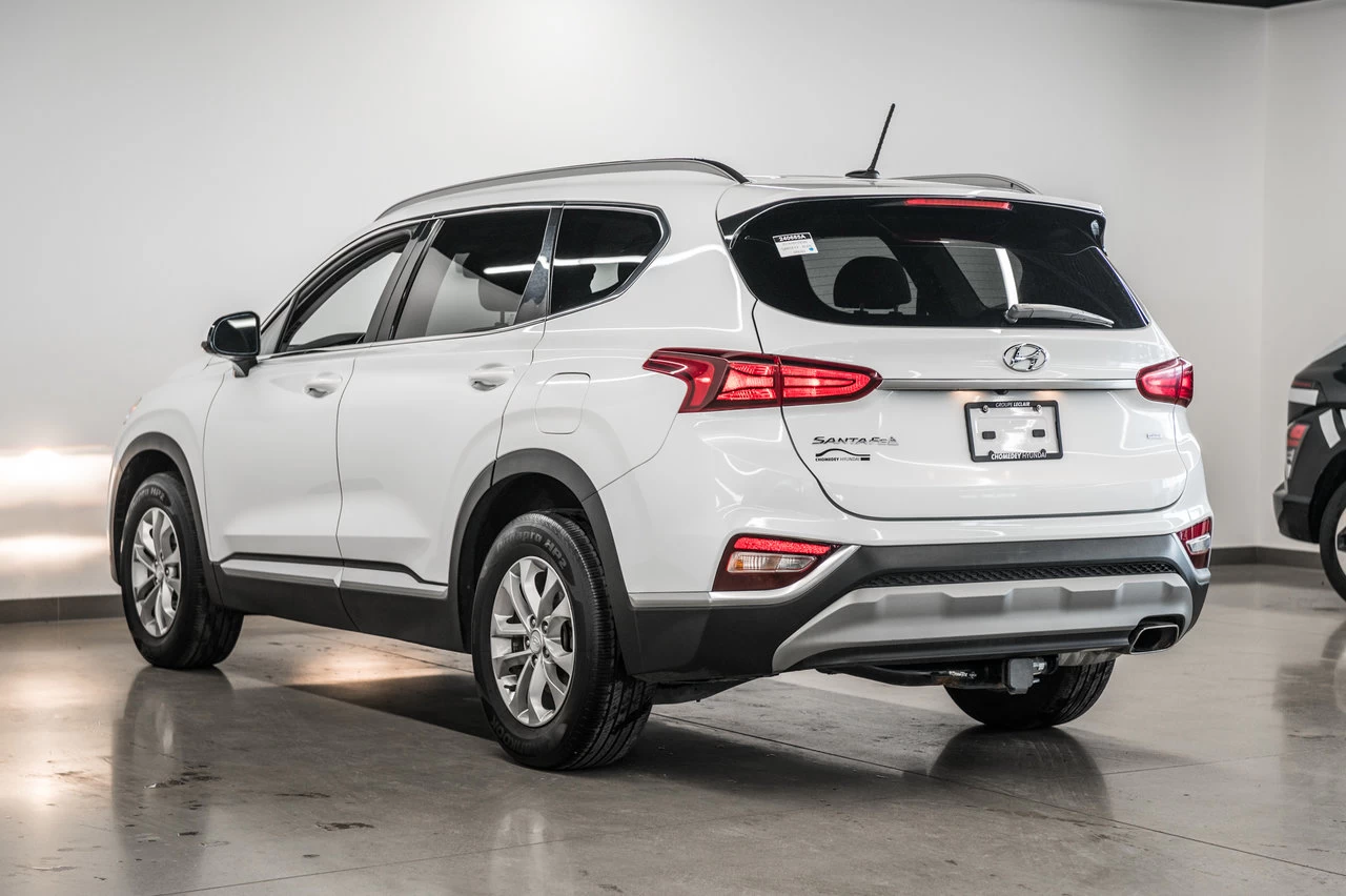 2019 Hyundai Santa Fe Essential Awd Main Image