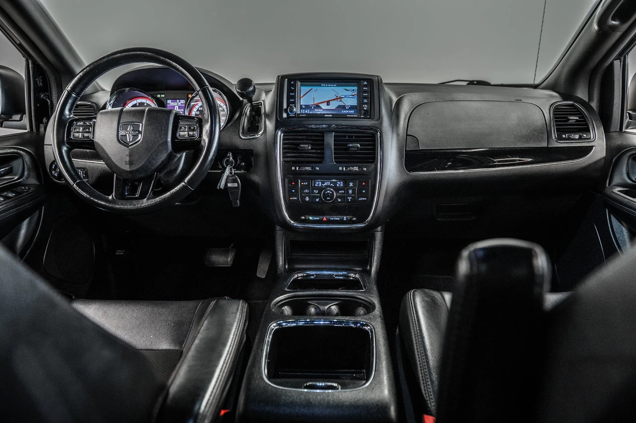 2019 Dodge Grand Caravan 35th Anniv Image principale