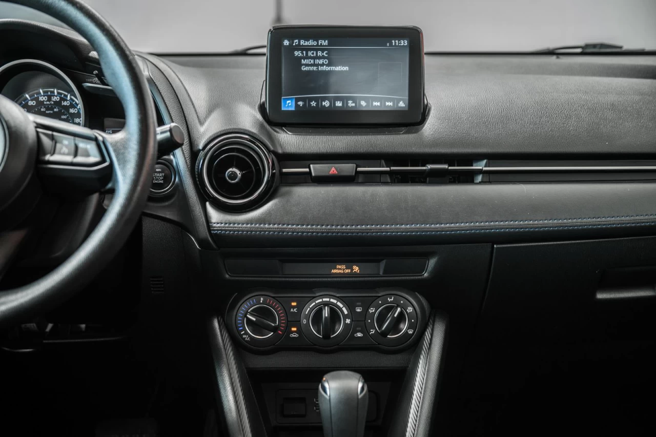 2020 Toyota Yaris hatchback BLUETOOTH+CAM.RECUL+CARPLAY+REG.VITESSE Main Image