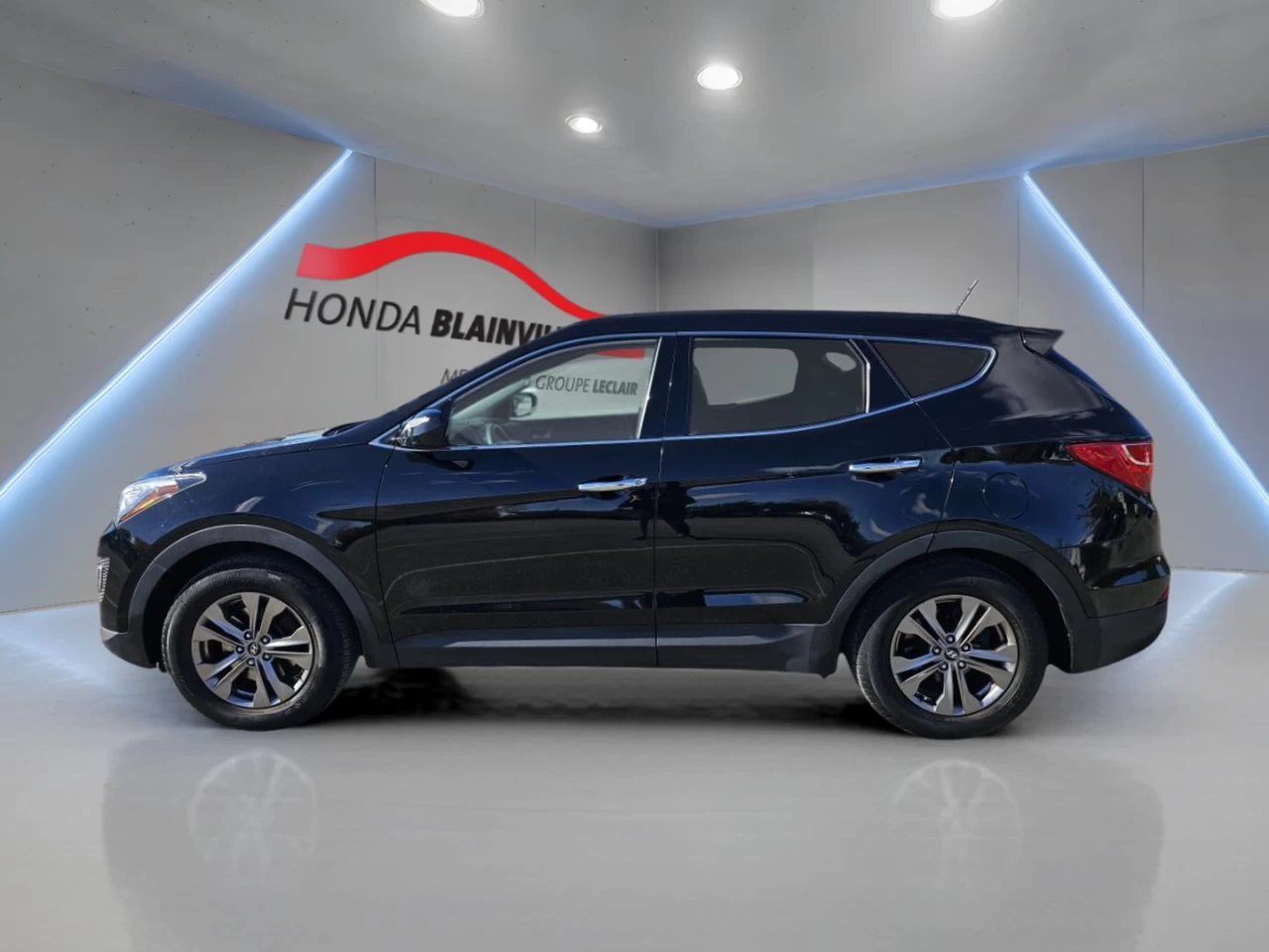 2015 Hyundai Santa Fe Sport FWD 4dr 2.4L Image principale